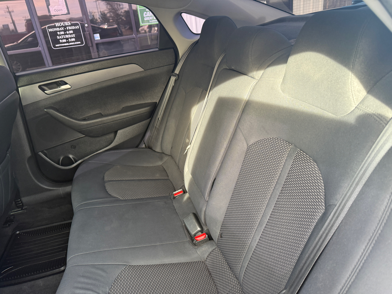 Hyundai Sonata SE 2.4L 2018