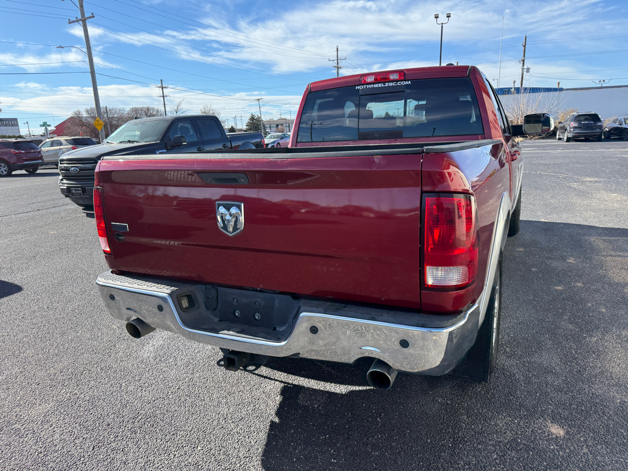 RAM 1500 2WD Quad Cab 140.5" Laramie 2012