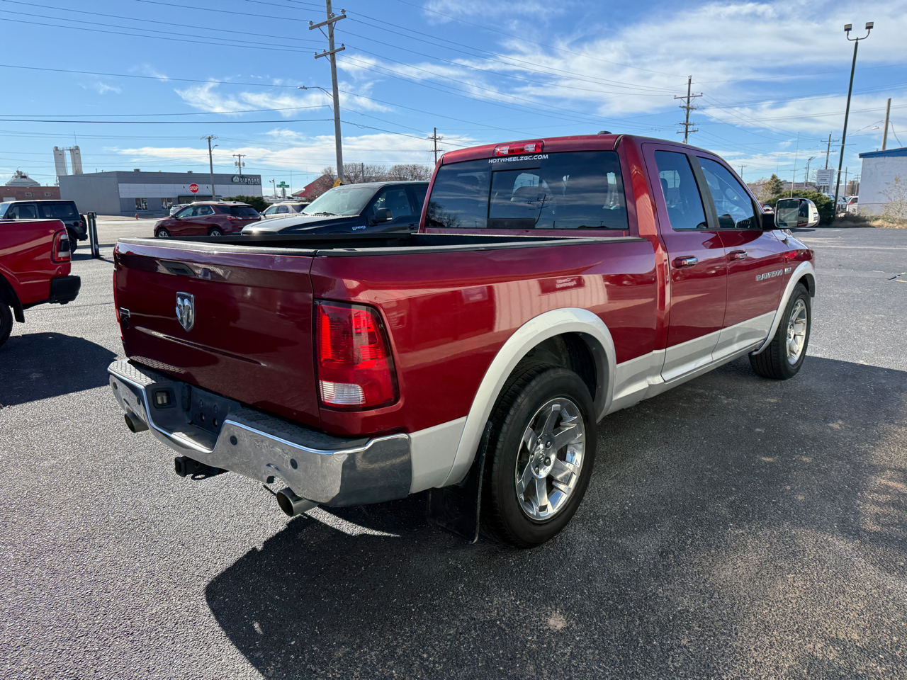 RAM 1500 2WD Quad Cab 140.5" Laramie 2012