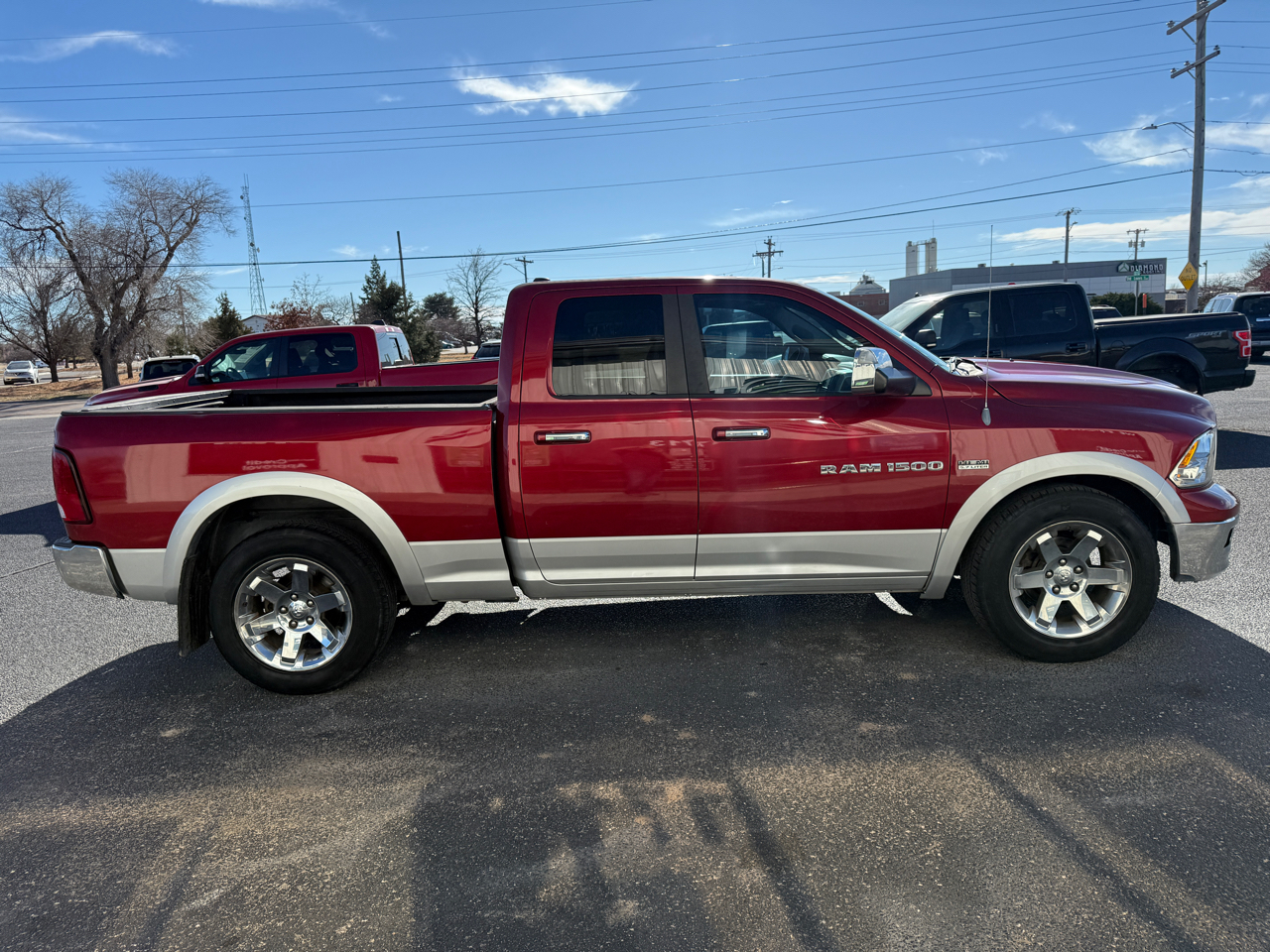 RAM 1500 2WD Quad Cab 140.5" Laramie 2012