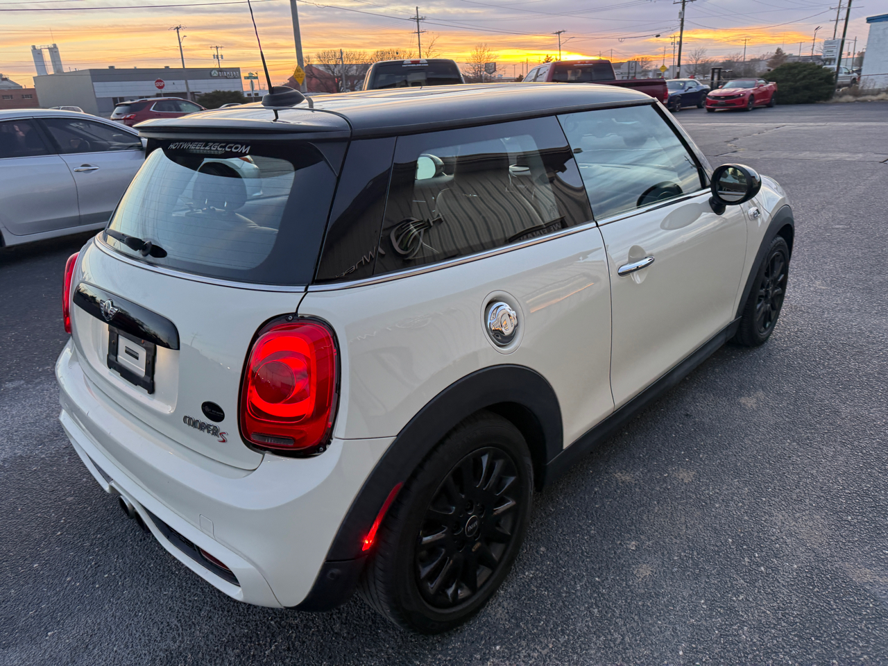 MINI Hardtop 2 Door Cooper S FWD 2018