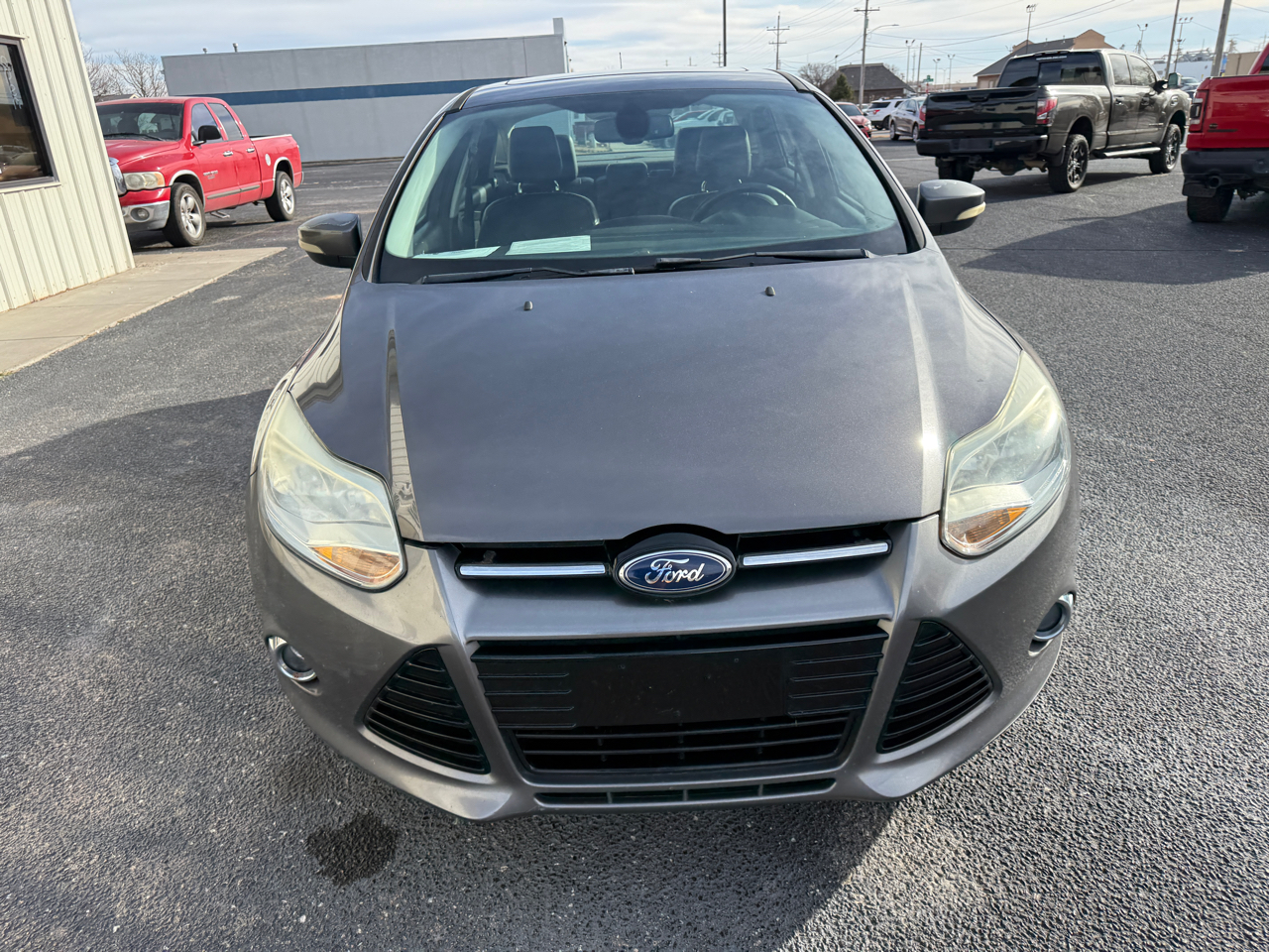 Ford Focus 4dr Sdn SEL 2012