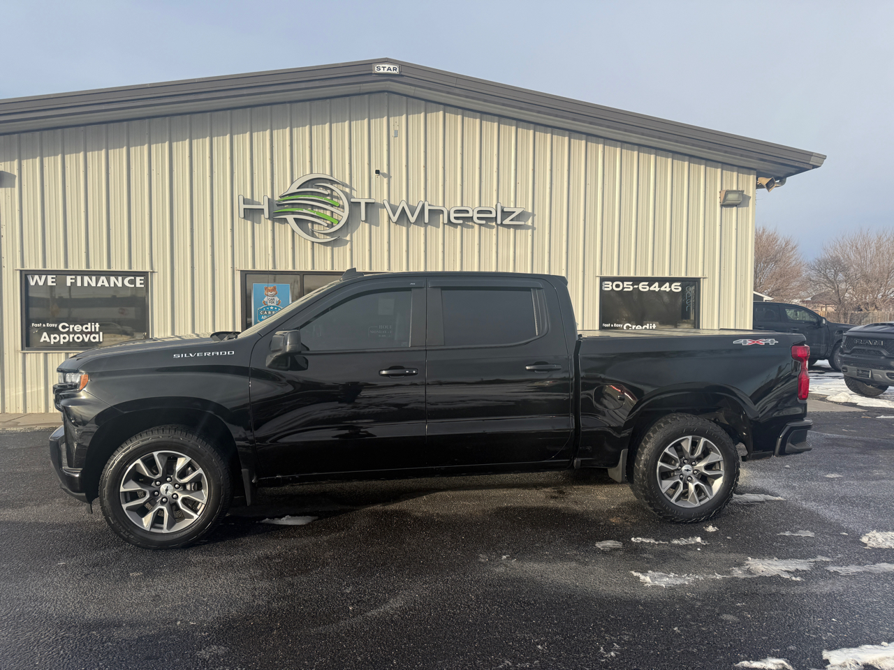 Chevrolet Silverado 1500 4WD Crew Cab 147" RST 2020