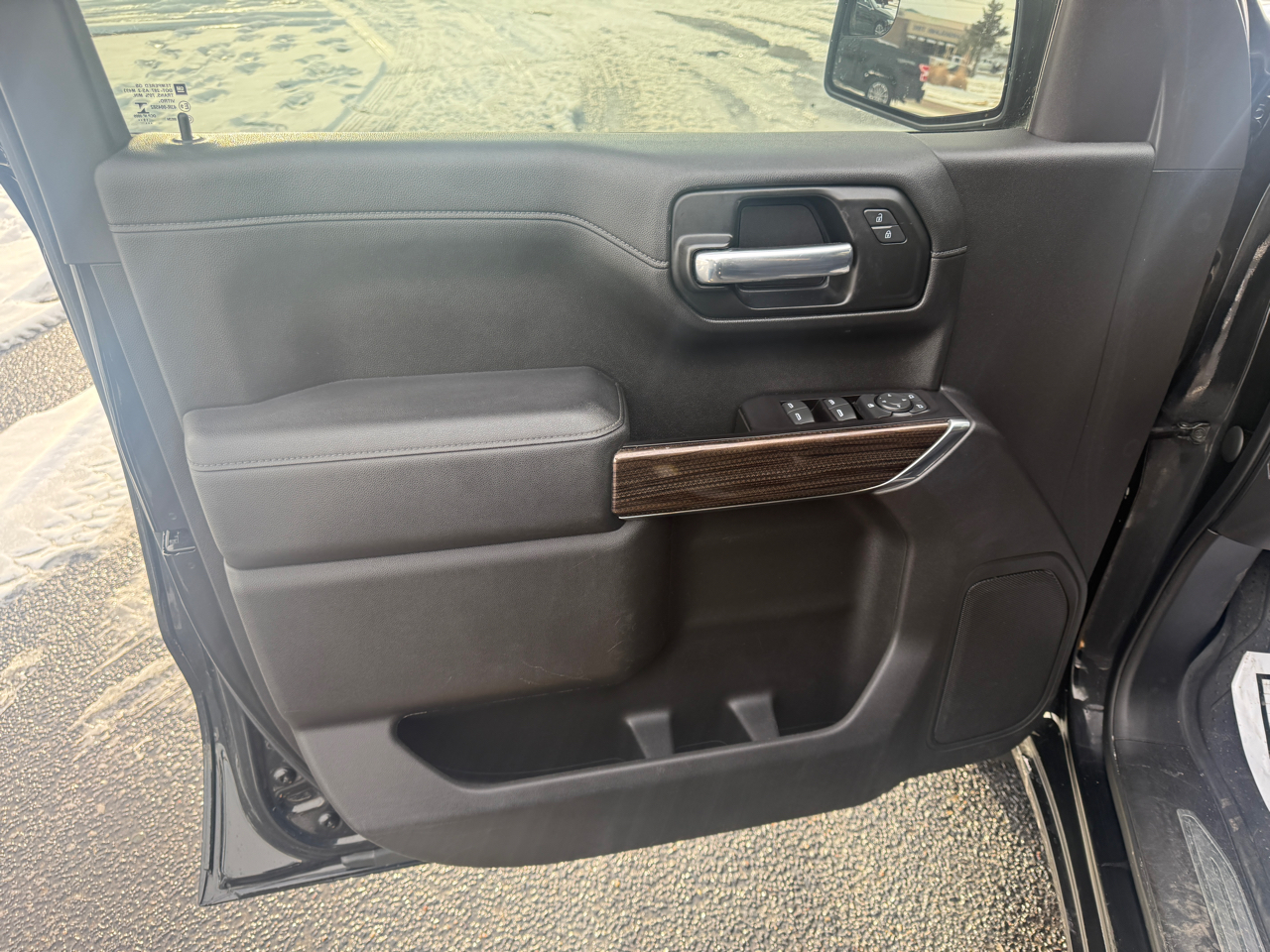 Chevrolet Silverado 1500 4WD Crew Cab 147" RST 2020