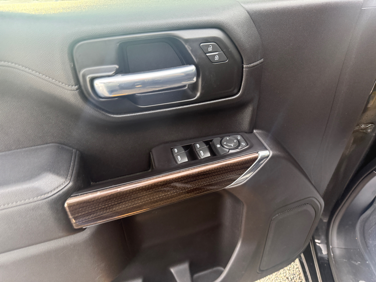 Chevrolet Silverado 1500 4WD Crew Cab 147" RST 2020