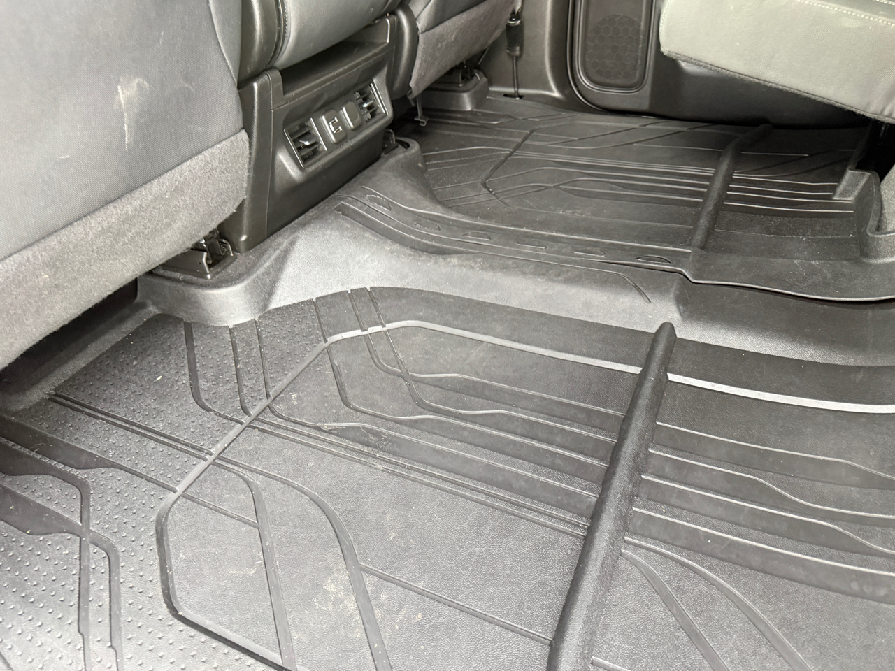 Chevrolet Silverado 1500 4WD Crew Cab 147" RST 2020