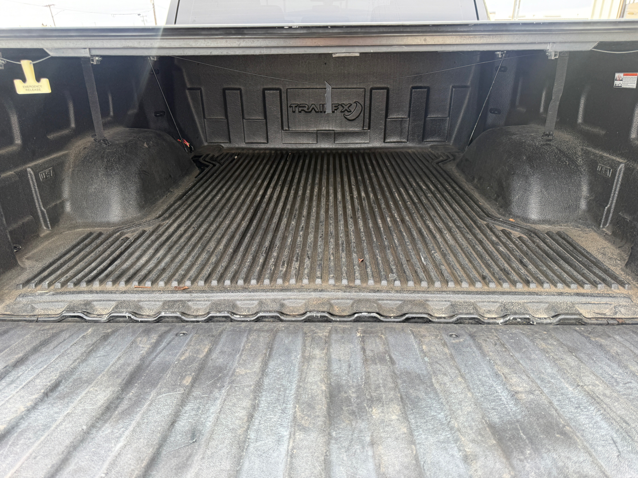 Chevrolet Silverado 1500 4WD Crew Cab 147" RST 2020