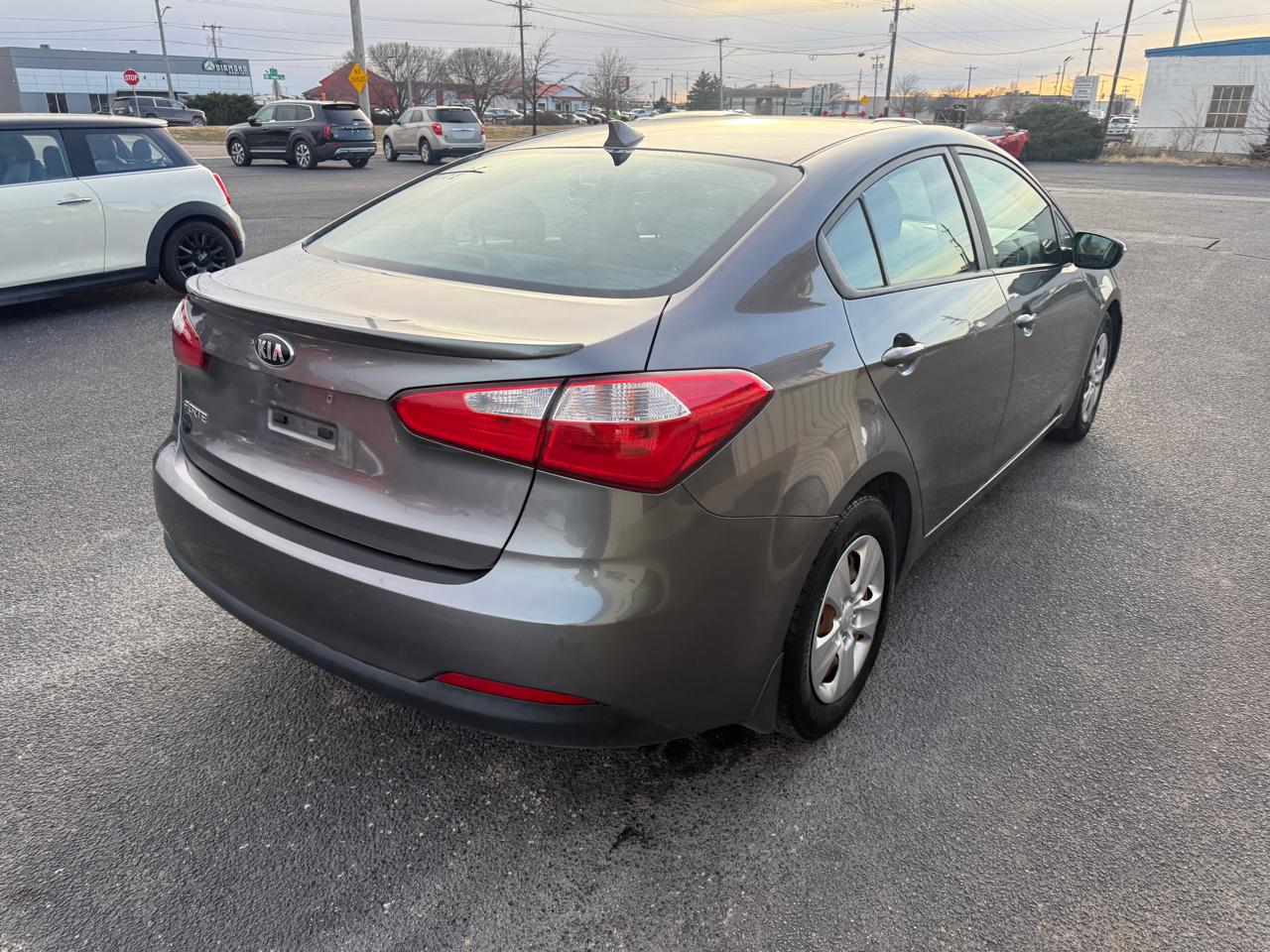 Kia Forte 4dr Sdn Auto LX 2016