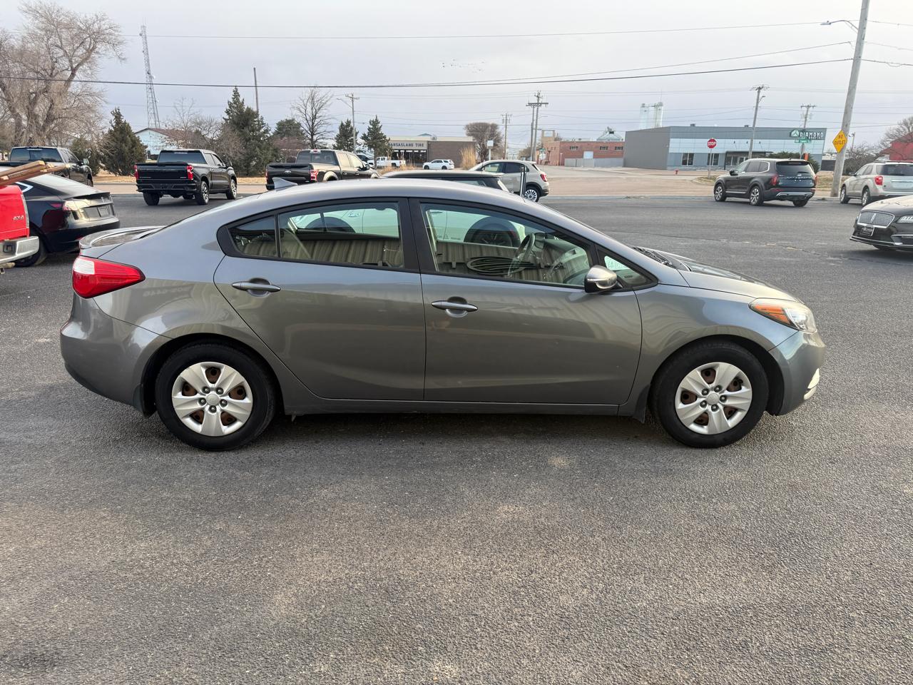 Kia Forte 4dr Sdn Auto LX 2016