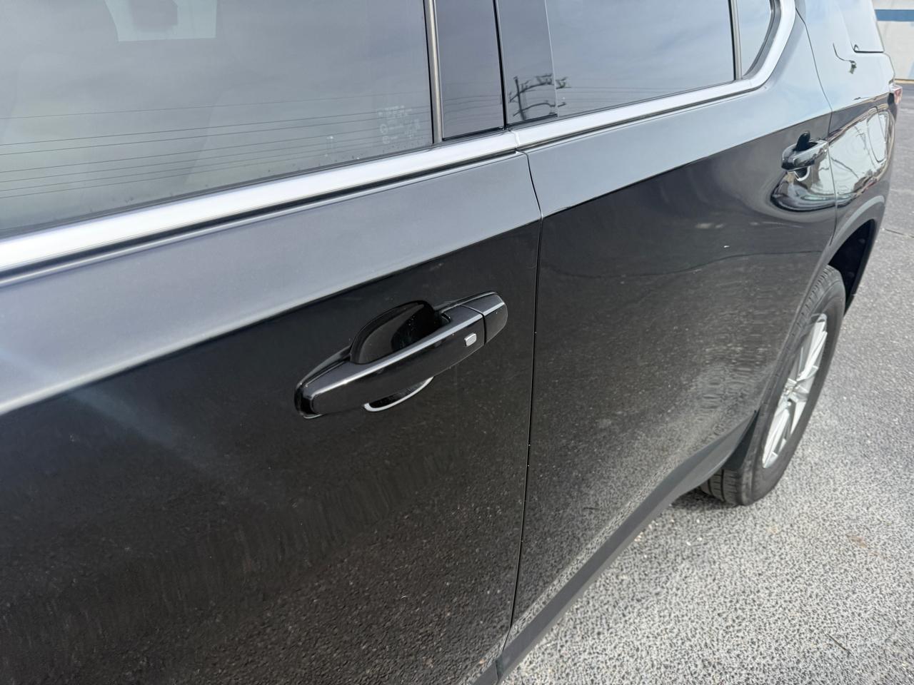 Chevrolet Traverse FWD 4dr LT Leather 2022