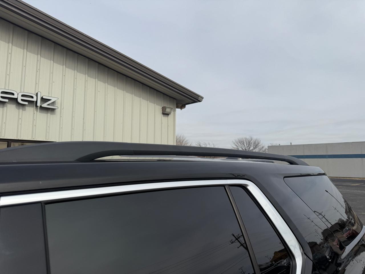 Chevrolet Traverse FWD 4dr LT Leather 2022