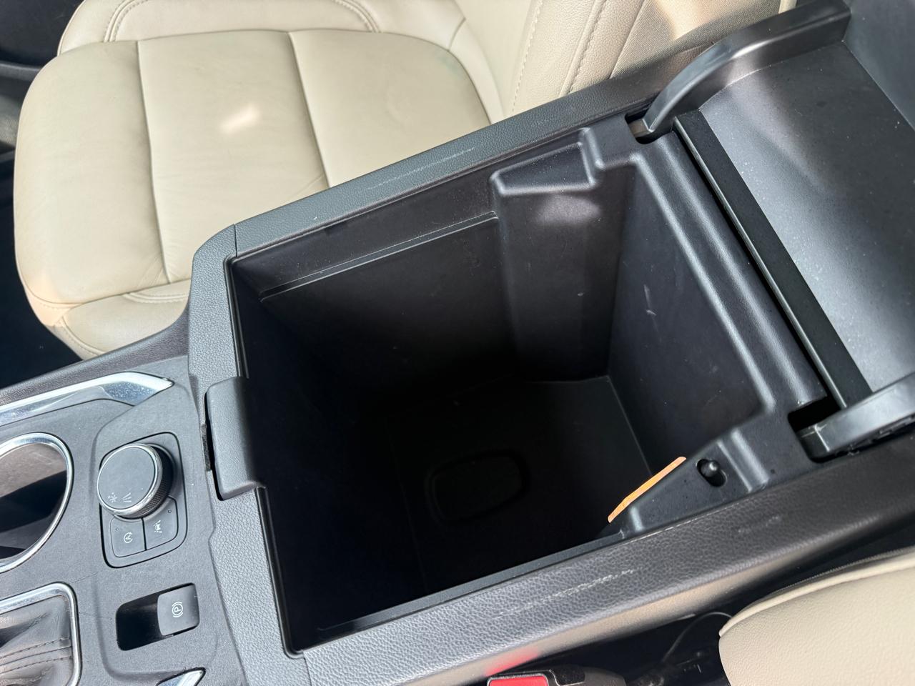 Chevrolet Traverse FWD 4dr LT Leather 2022