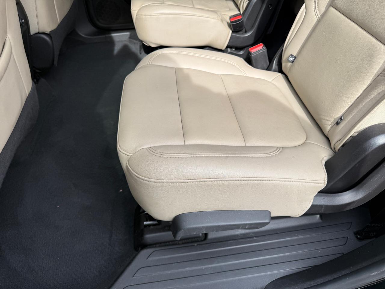 Chevrolet Traverse FWD 4dr LT Leather 2022