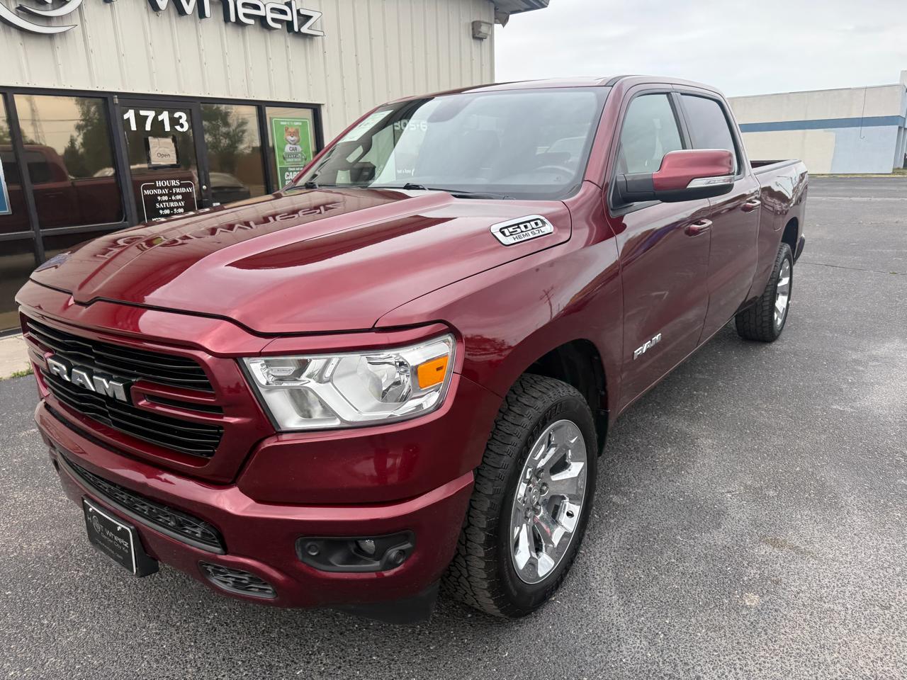 RAM 1500 Big Horn/Lone Star 4x4 Crew Cab 6'4" Box 2019