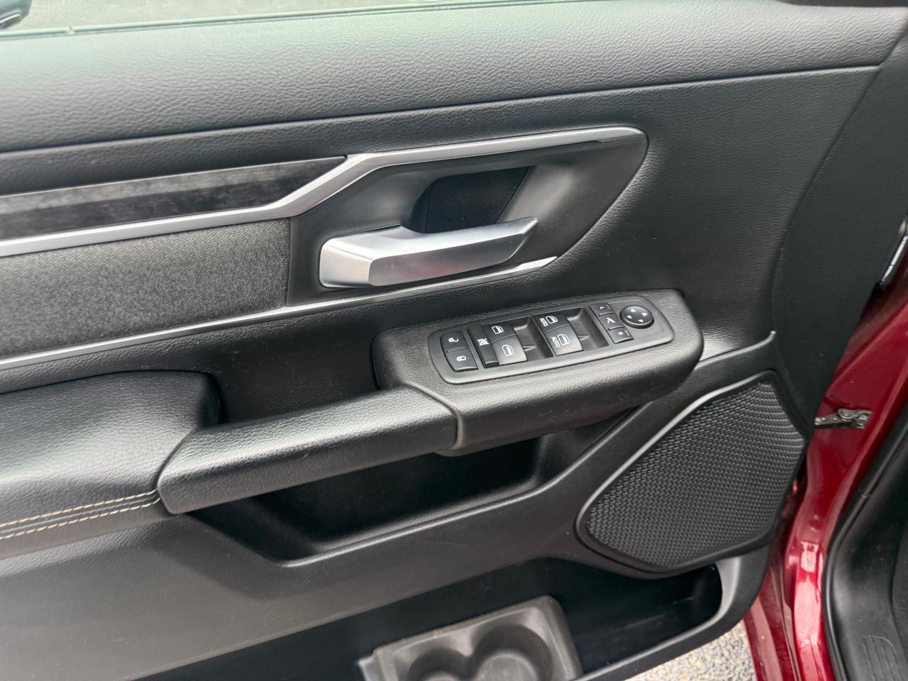 RAM 1500 Big Horn/Lone Star 4x4 Crew Cab 6'4" Box 2019