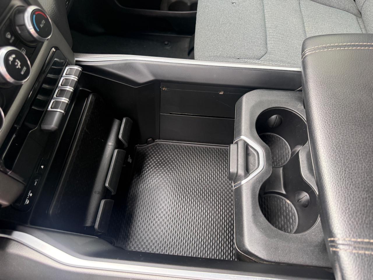 RAM 1500 Big Horn/Lone Star 4x4 Crew Cab 6'4" Box 2019