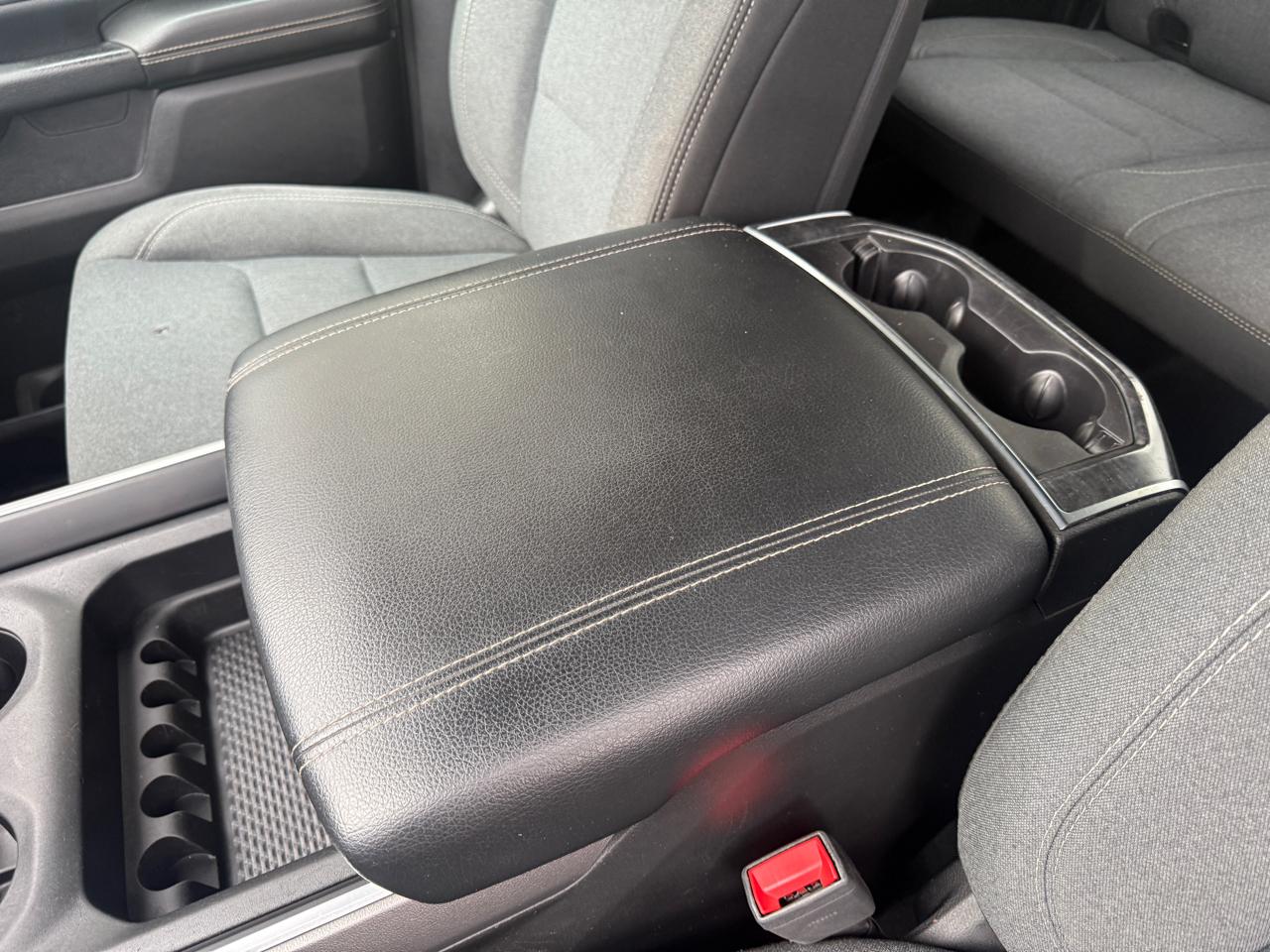 RAM 1500 Big Horn/Lone Star 4x4 Crew Cab 6'4" Box 2019