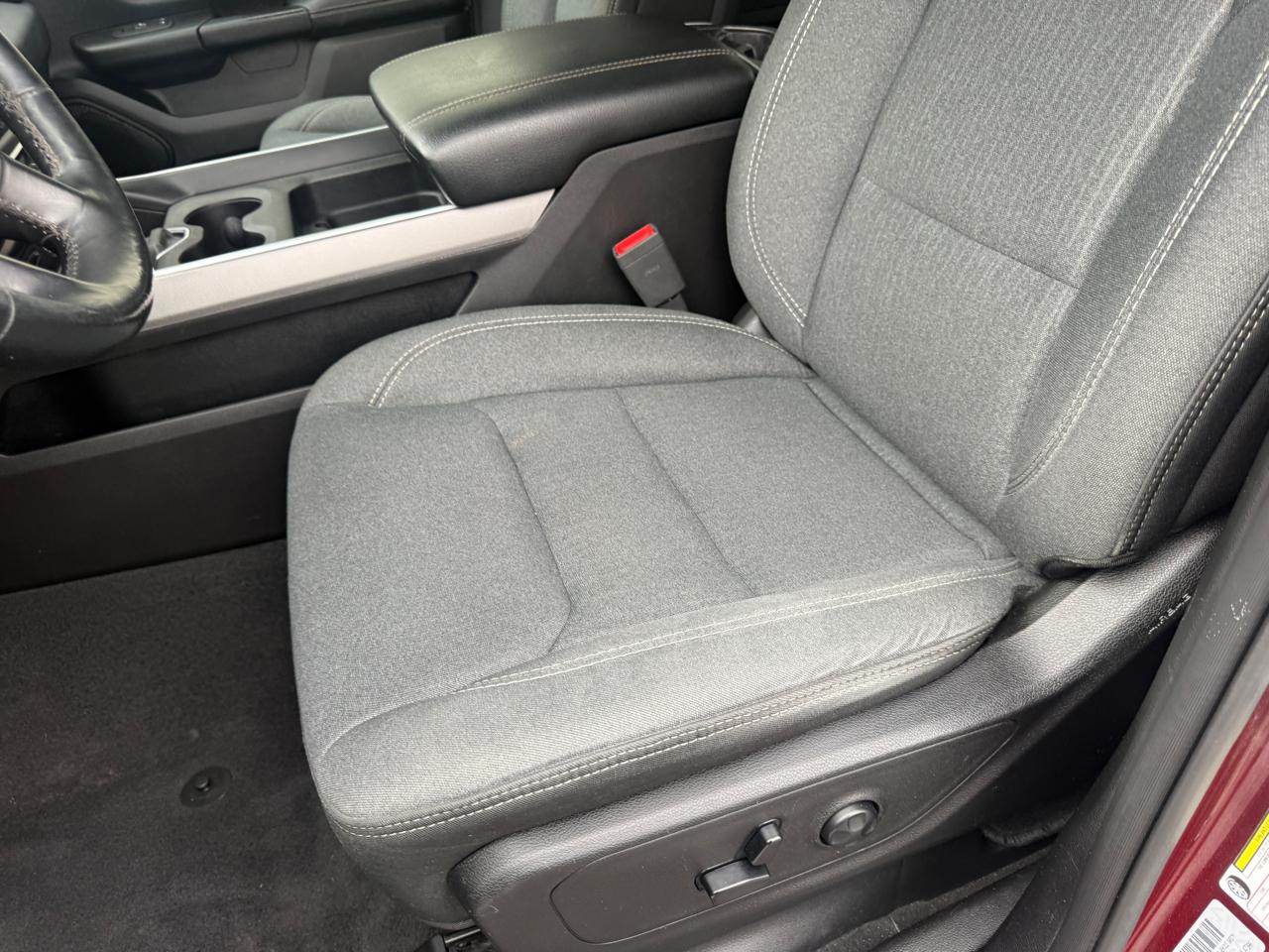 RAM 1500 Big Horn/Lone Star 4x4 Crew Cab 6'4" Box 2019