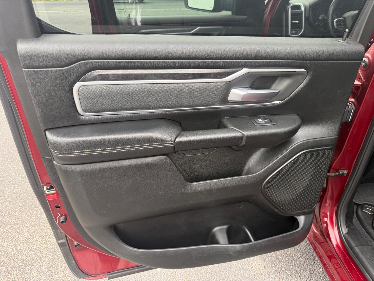 RAM 1500 Big Horn/Lone Star 4x4 Crew Cab 6'4" Box 2019