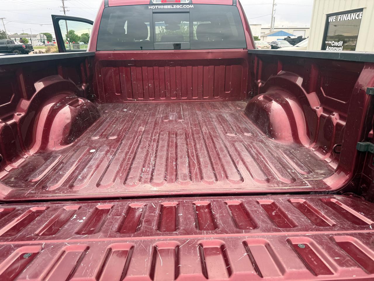 RAM 1500 Big Horn/Lone Star 4x4 Crew Cab 6'4" Box 2019