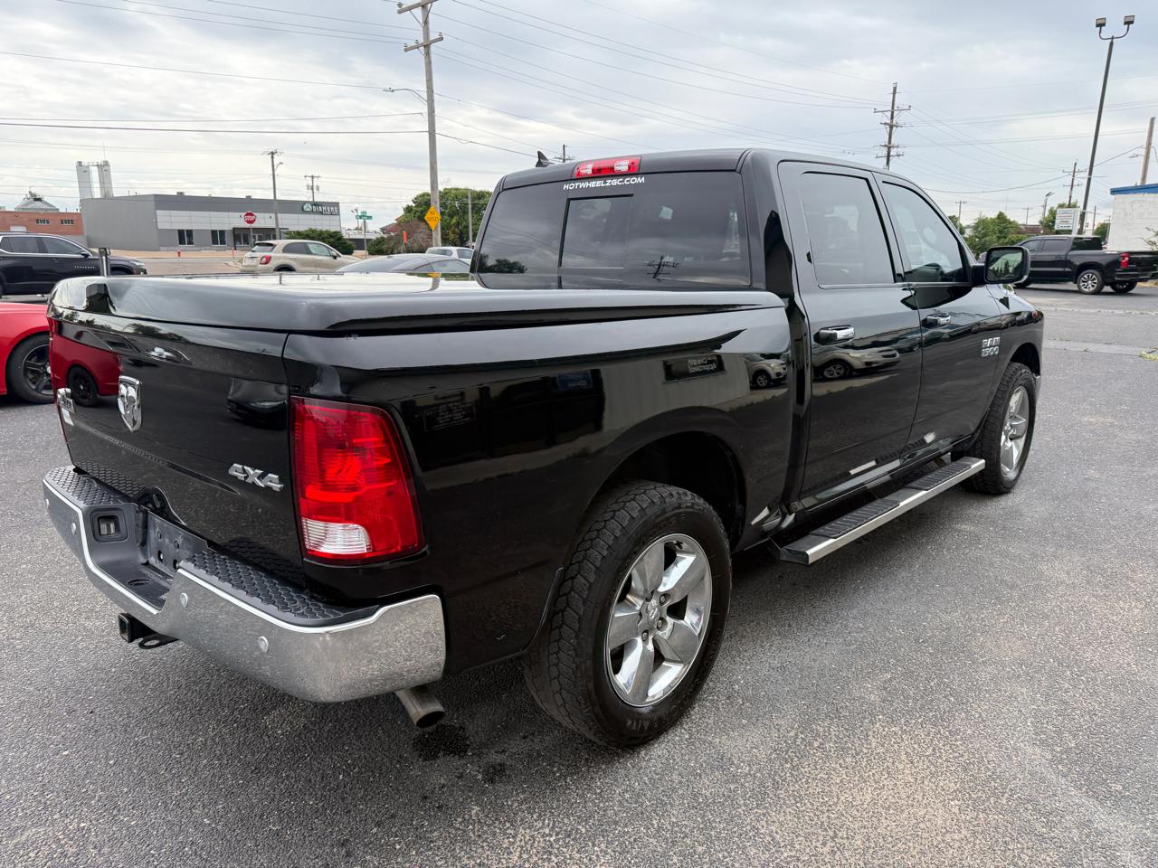 RAM 1500 4WD Crew Cab 140.5" Big Horn 2014
