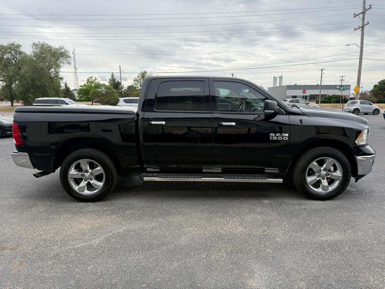 RAM 1500 4WD Crew Cab 140.5" Big Horn 2014