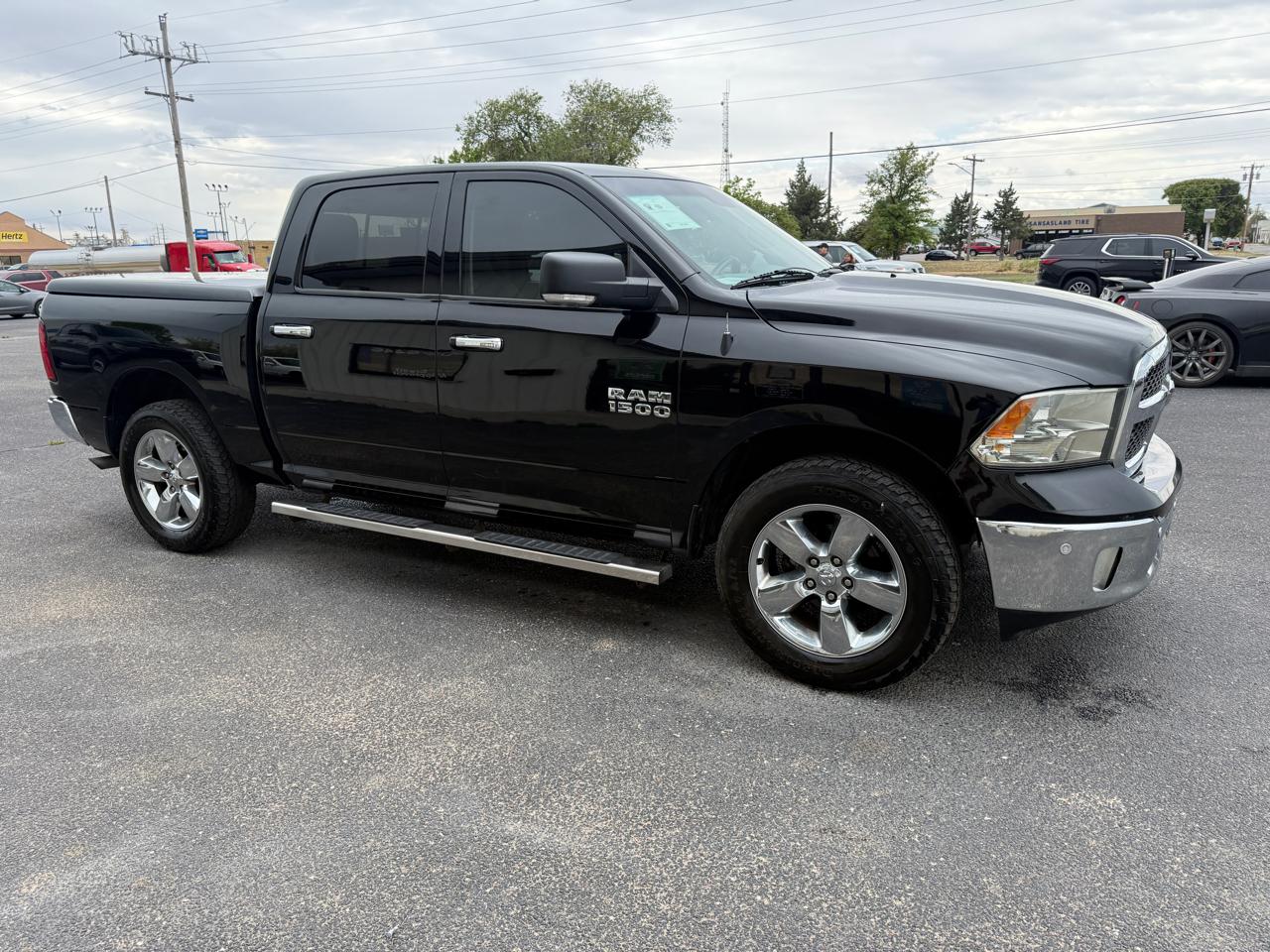 RAM 1500 4WD Crew Cab 140.5" Big Horn 2014