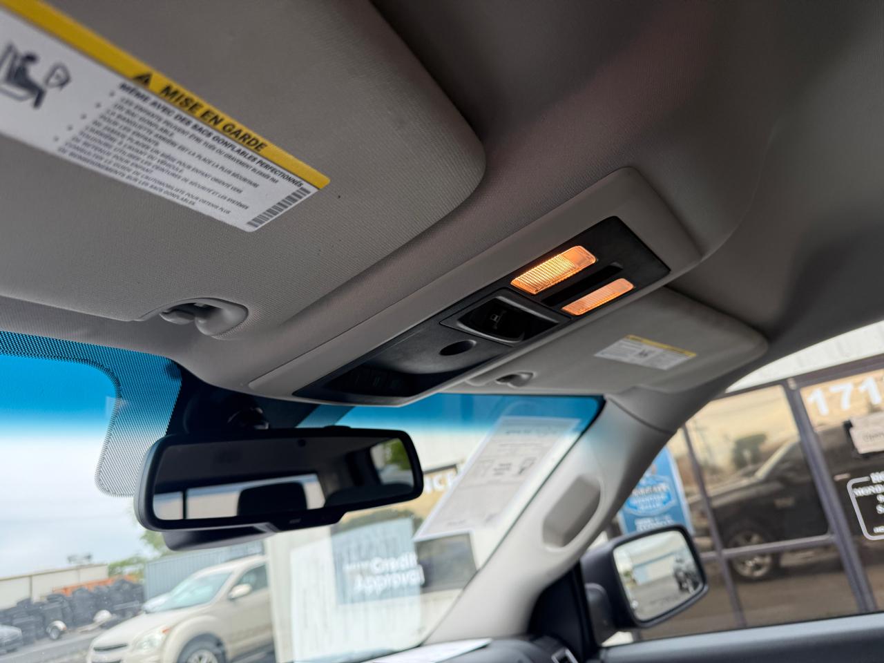 RAM 1500 4WD Crew Cab 140.5" Big Horn 2014