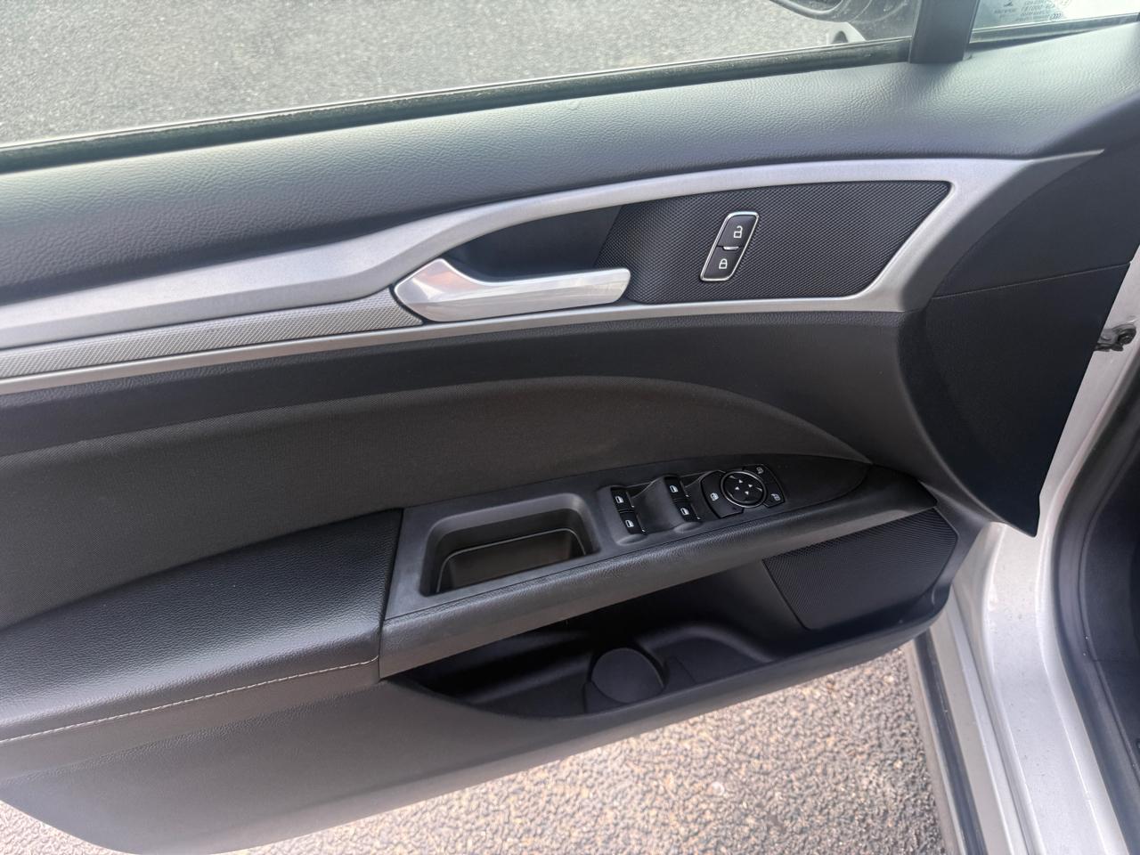 Ford Fusion SE AWD 2019