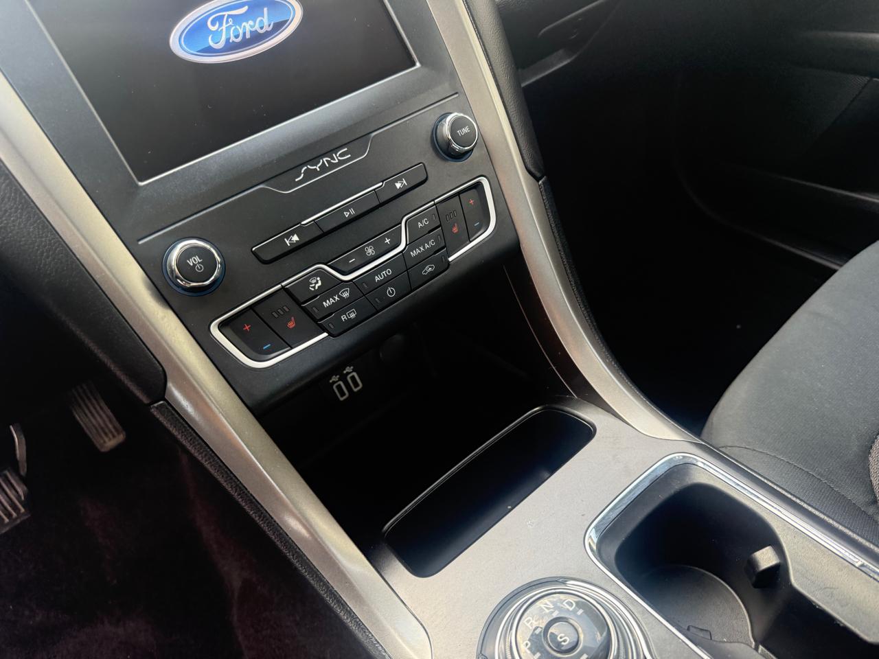 Ford Fusion SE AWD 2019