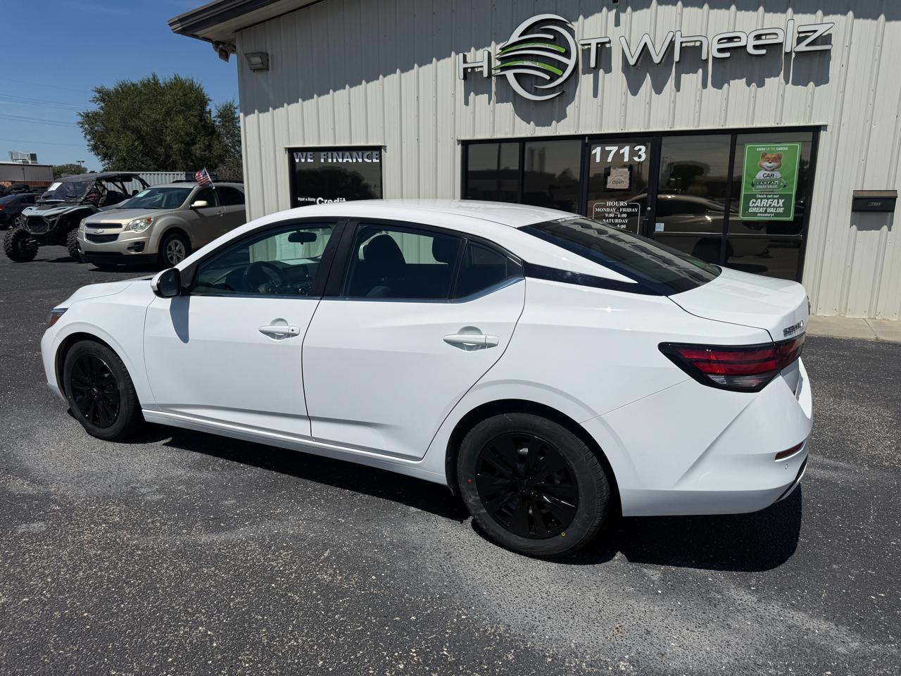Nissan Sentra S CVT 2022