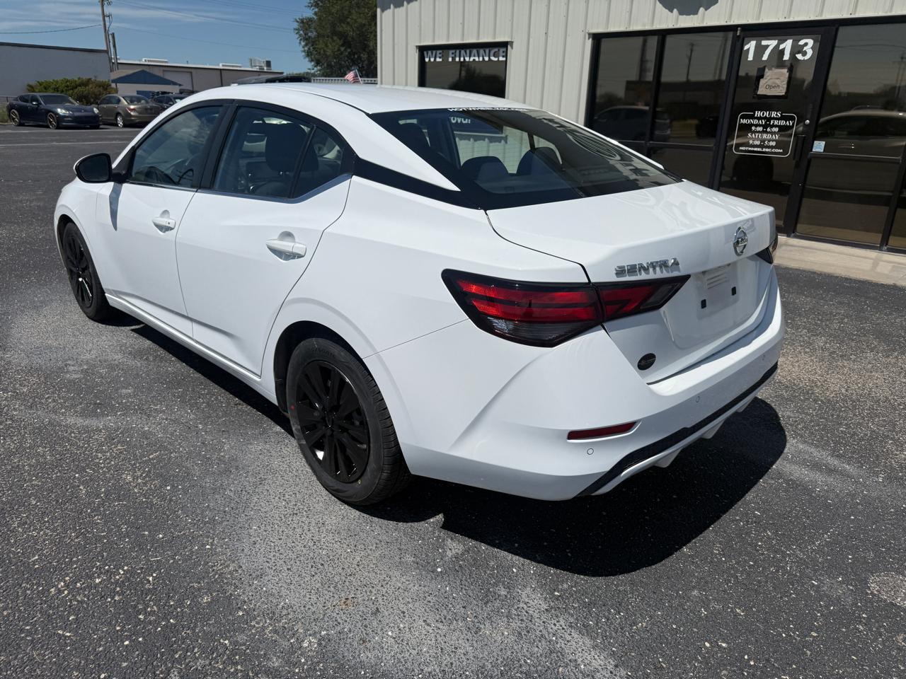 Nissan Sentra S CVT 2022