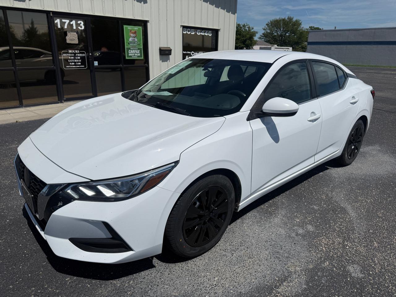 Nissan Sentra S CVT 2022