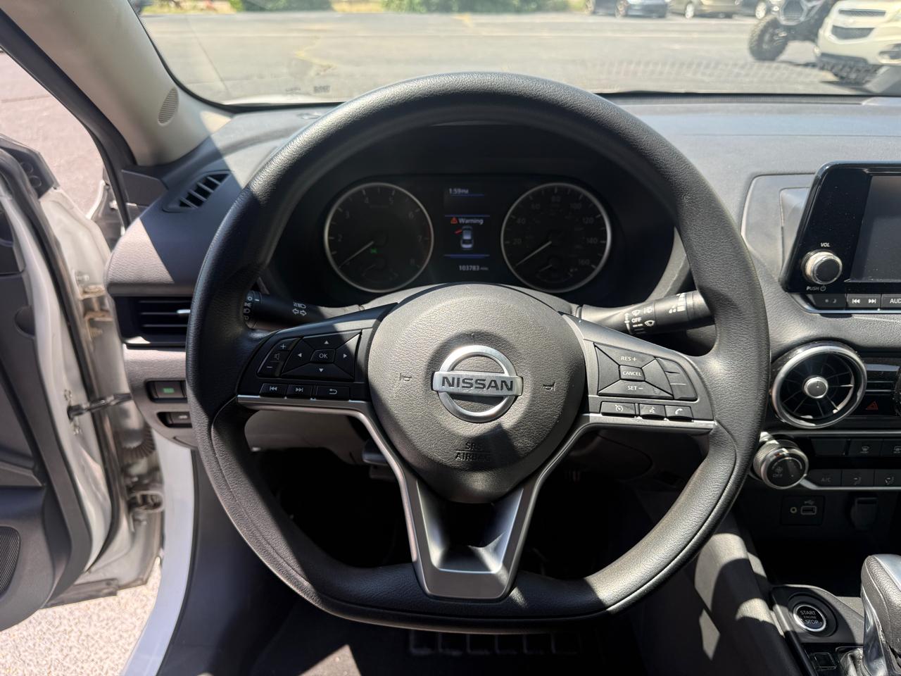 Nissan Sentra S CVT 2022