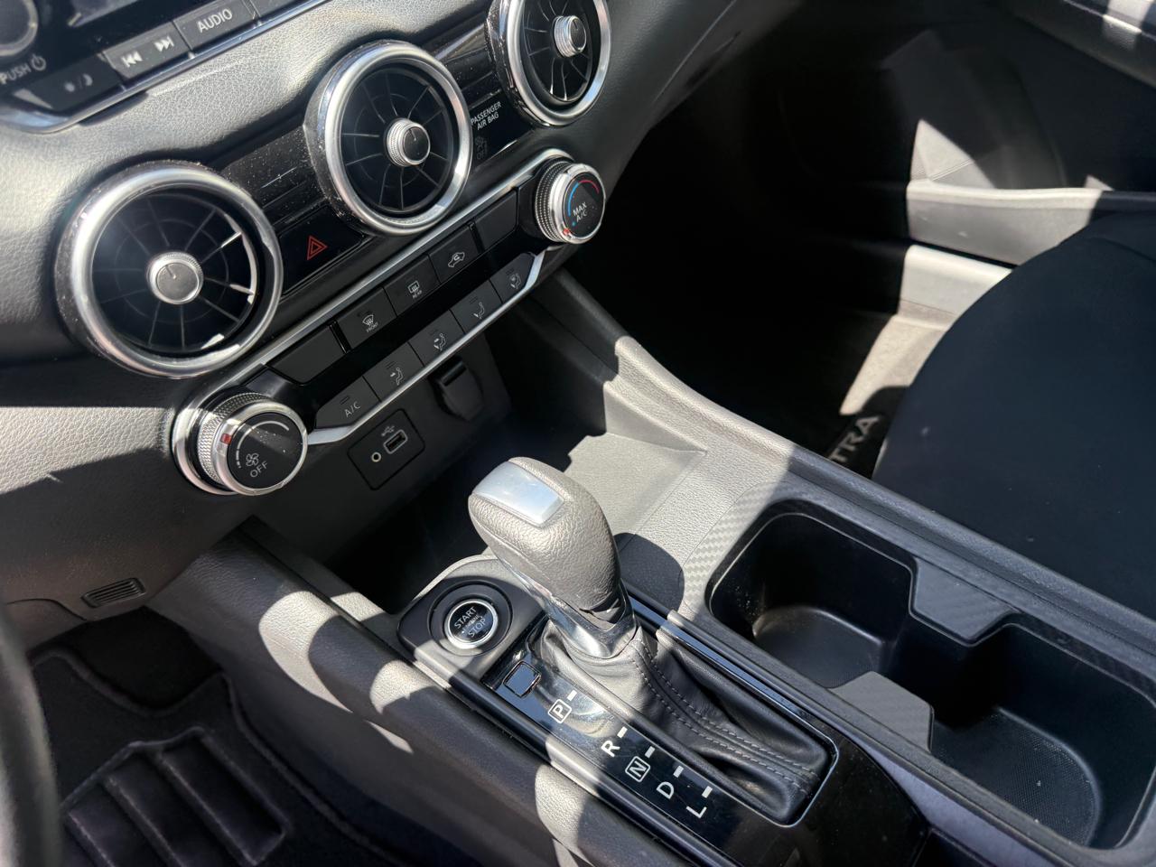Nissan Sentra S CVT 2022