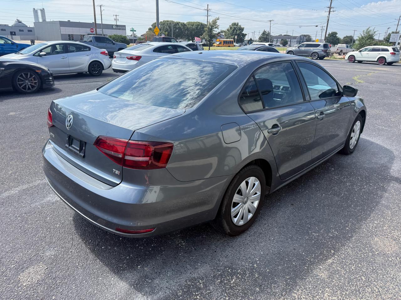 Volkswagen Jetta Sedan 4dr Man 1.4T S 2016