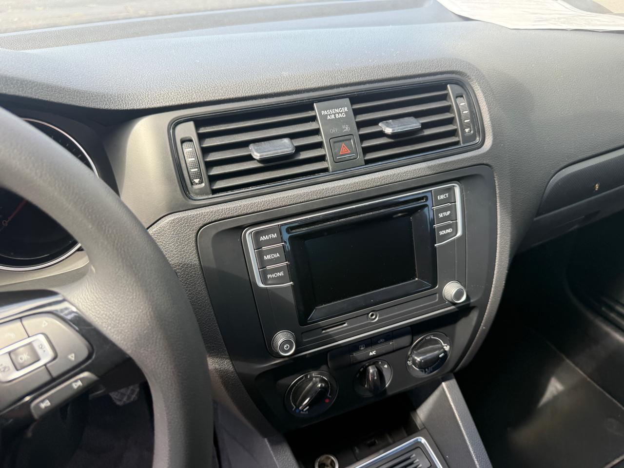 Volkswagen Jetta Sedan 4dr Man 1.4T S 2016