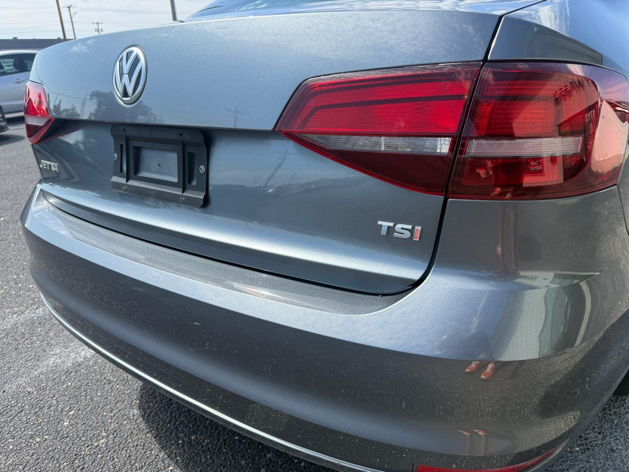 Volkswagen Jetta Sedan 4dr Man 1.4T S 2016
