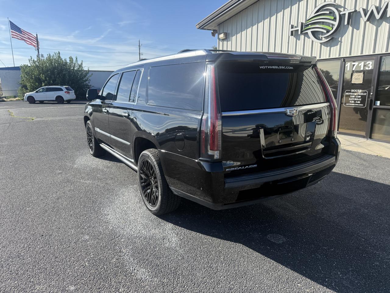 Cadillac Escalade ESV 4WD 4dr Premium Luxury 2017