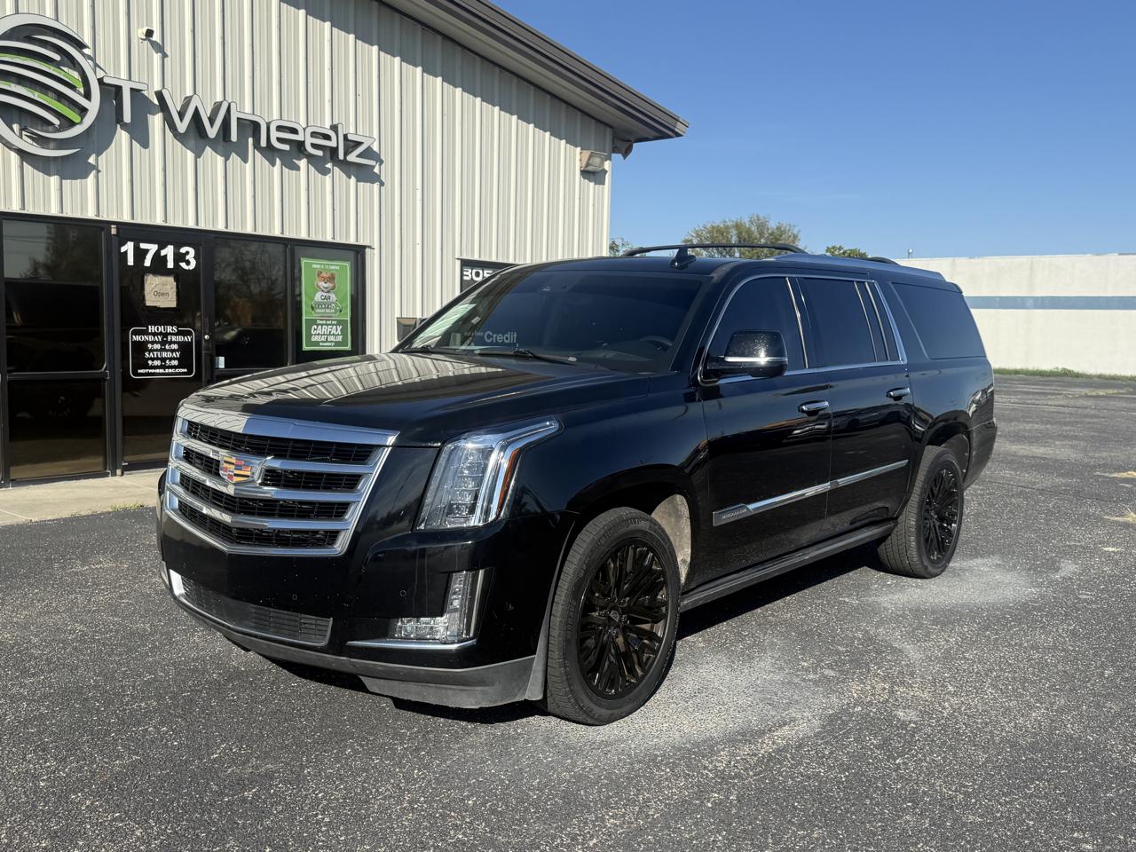 Cadillac Escalade ESV 4WD 4dr Premium Luxury 2017