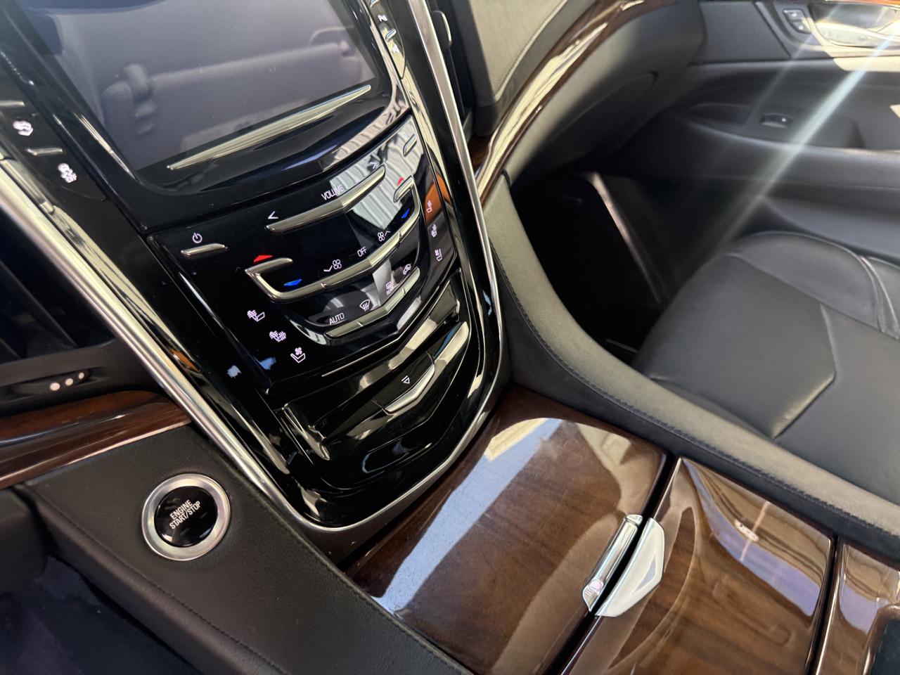 Cadillac Escalade ESV 4WD 4dr Premium Luxury 2017