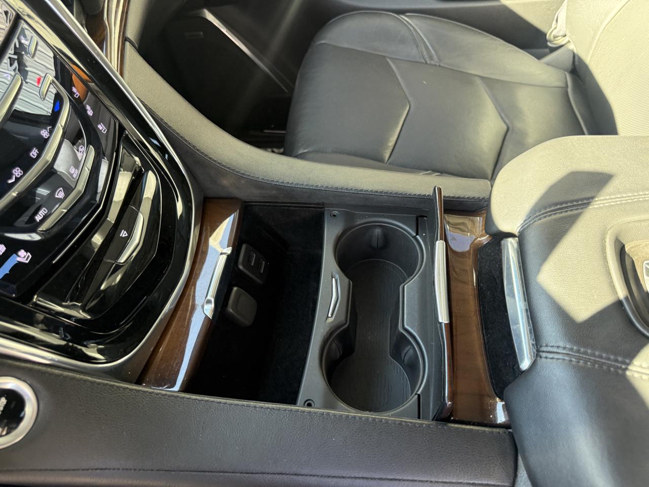 Cadillac Escalade ESV 4WD 4dr Premium Luxury 2017