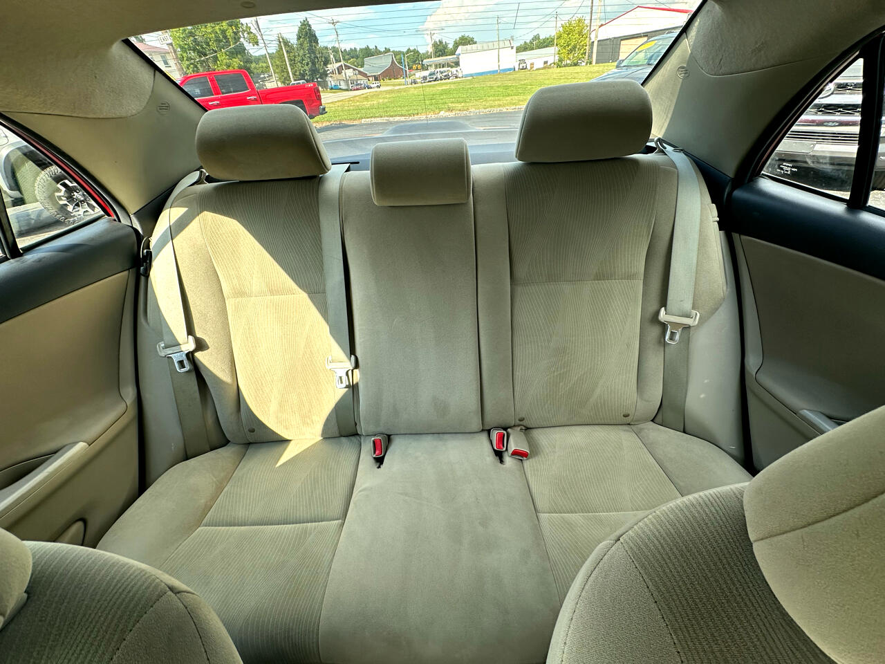 Toyota Corolla 4dr Sdn Auto (Natl) 2013 Toyota Corolla 4dr Sdn Auto (Natl) 2013