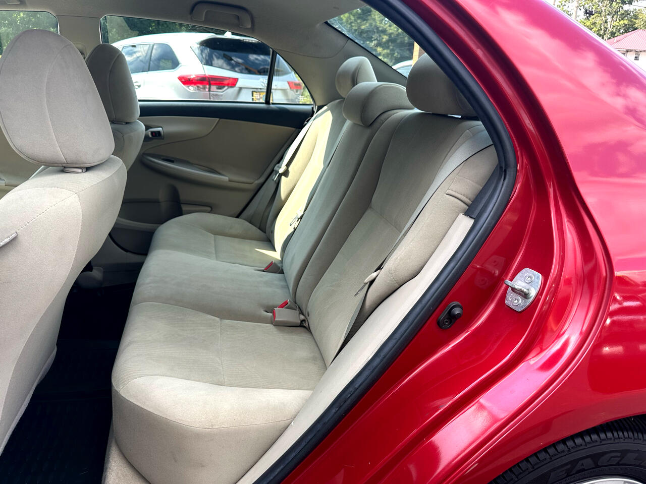 Toyota Corolla 4dr Sdn Auto (Natl) 2013 Toyota Corolla 4dr Sdn Auto (Natl) 2013