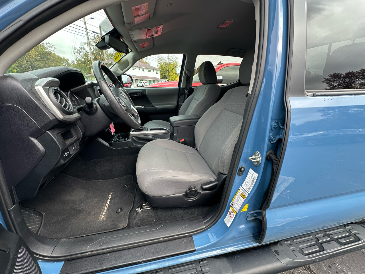 Toyota Tacoma SR5 Double Cab Long Bed V6 6AT 4WD 2019 Toyota Tacoma SR5 Double Cab Long Bed V6 6AT 4WD 2019