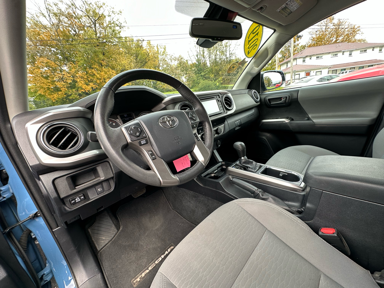 Toyota Tacoma SR5 Double Cab Long Bed V6 6AT 4WD 2019 Toyota Tacoma SR5 Double Cab Long Bed V6 6AT 4WD 2019