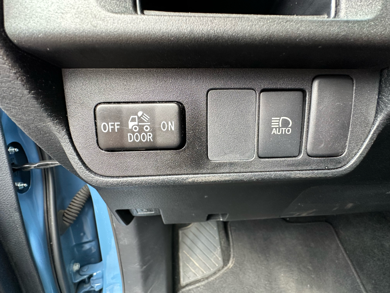 Toyota Tacoma SR5 Double Cab Long Bed V6 6AT 4WD 2019 Toyota Tacoma SR5 Double Cab Long Bed V6 6AT 4WD 2019