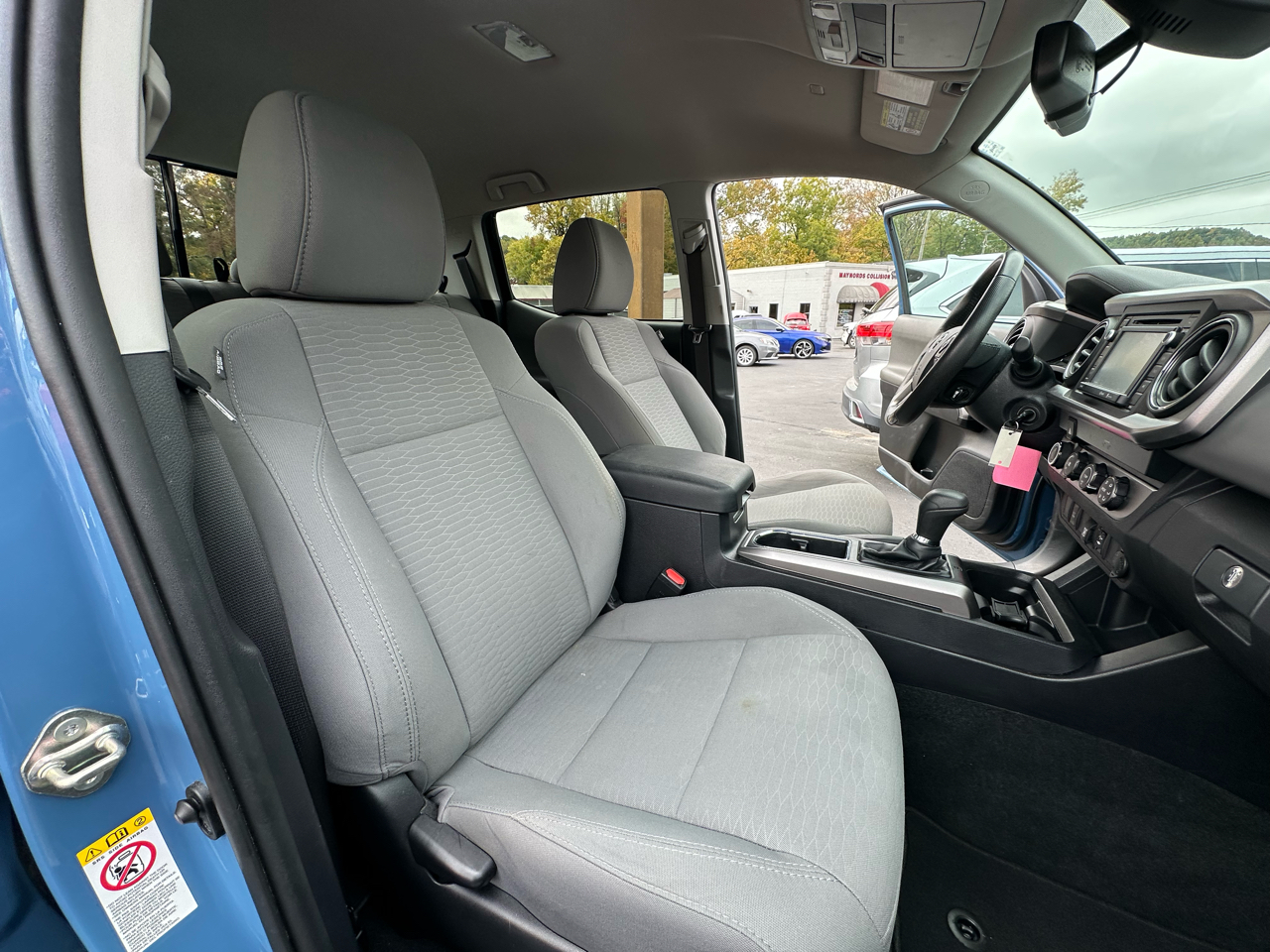 Toyota Tacoma SR5 Double Cab Long Bed V6 6AT 4WD 2019 Toyota Tacoma SR5 Double Cab Long Bed V6 6AT 4WD 2019