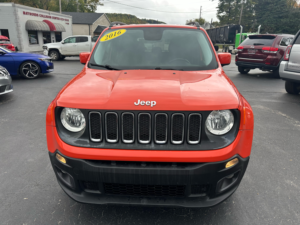 Jeep Renegade Latitude FWD 2016 Jeep Renegade Latitude FWD 2016