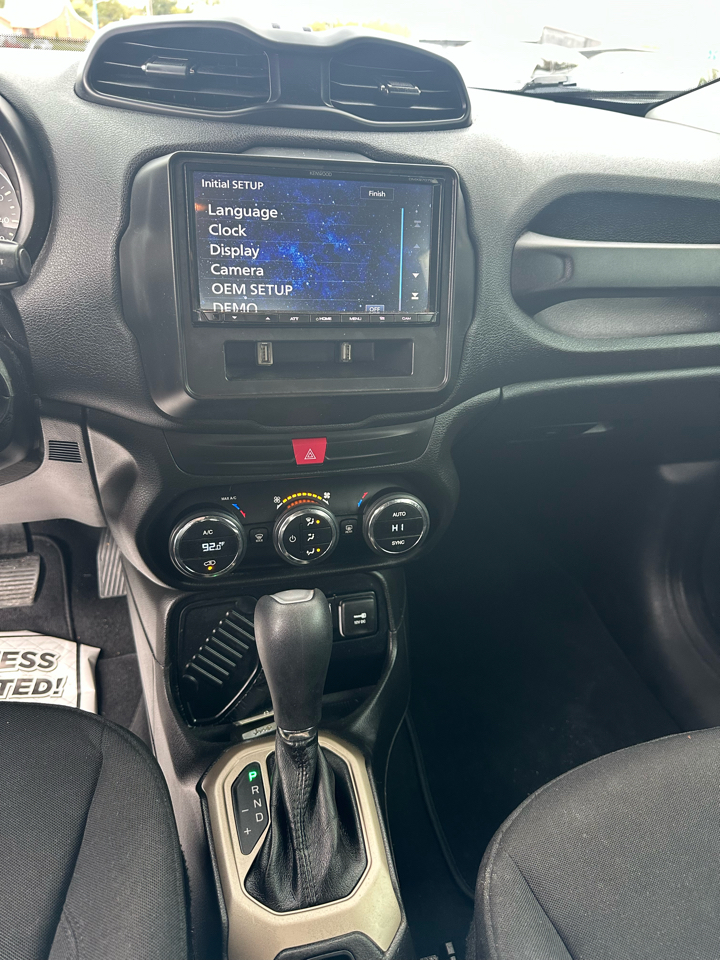 Jeep Renegade Latitude FWD 2016 Jeep Renegade Latitude FWD 2016